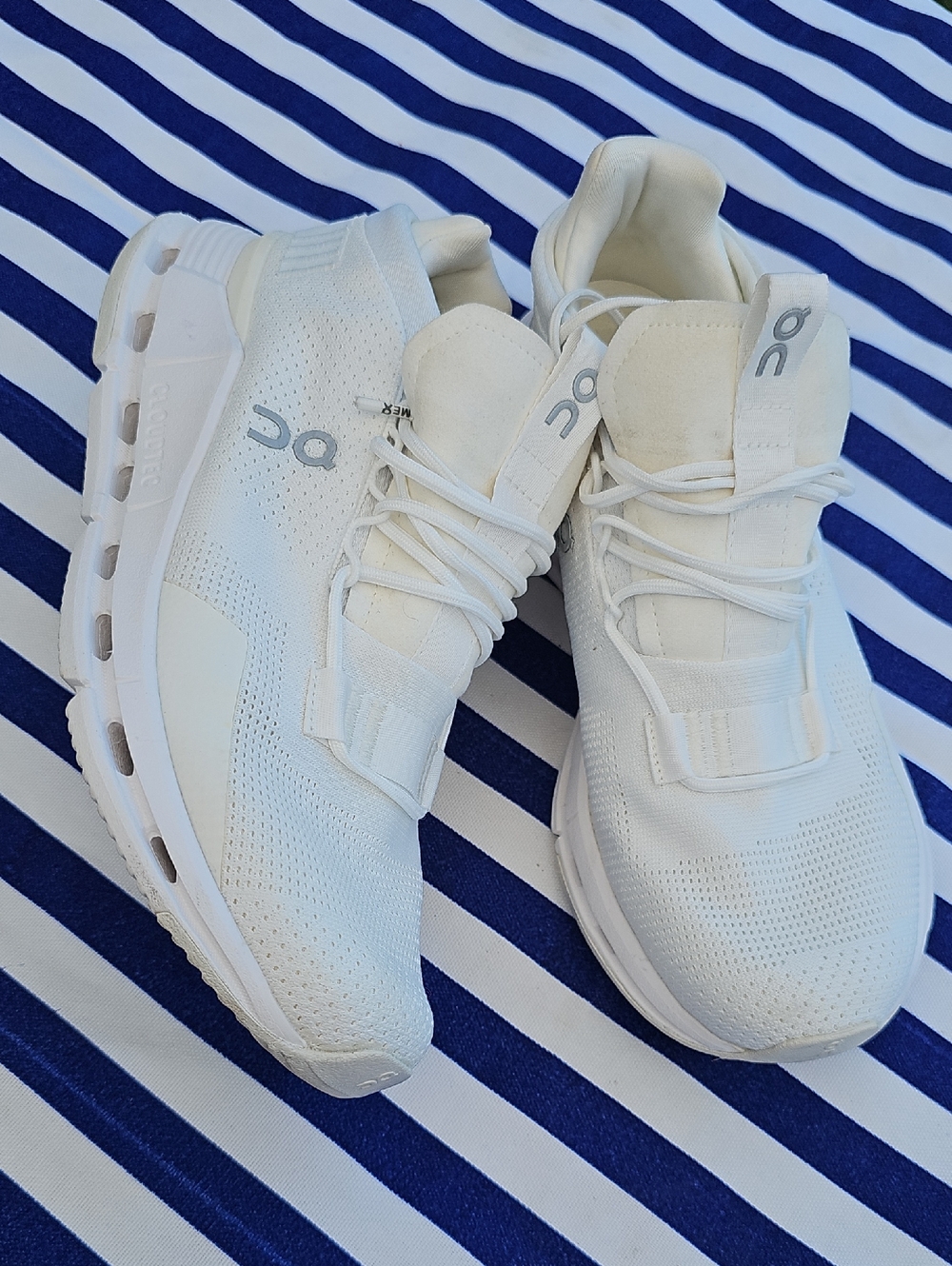On Running White Women's Athletic Slip-On Sneakers